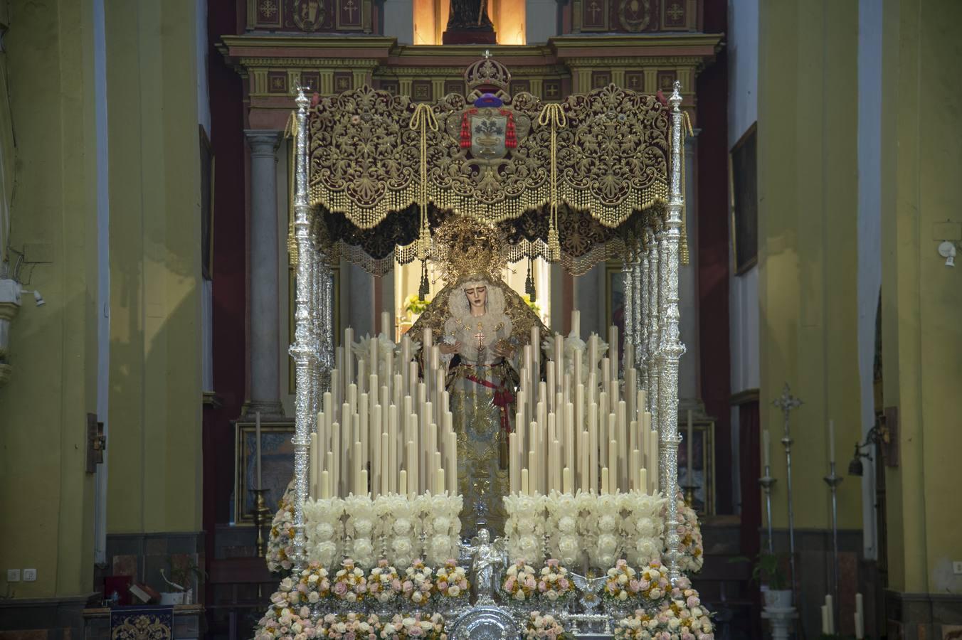 La Virgen de la Encarnación en su paso de palio