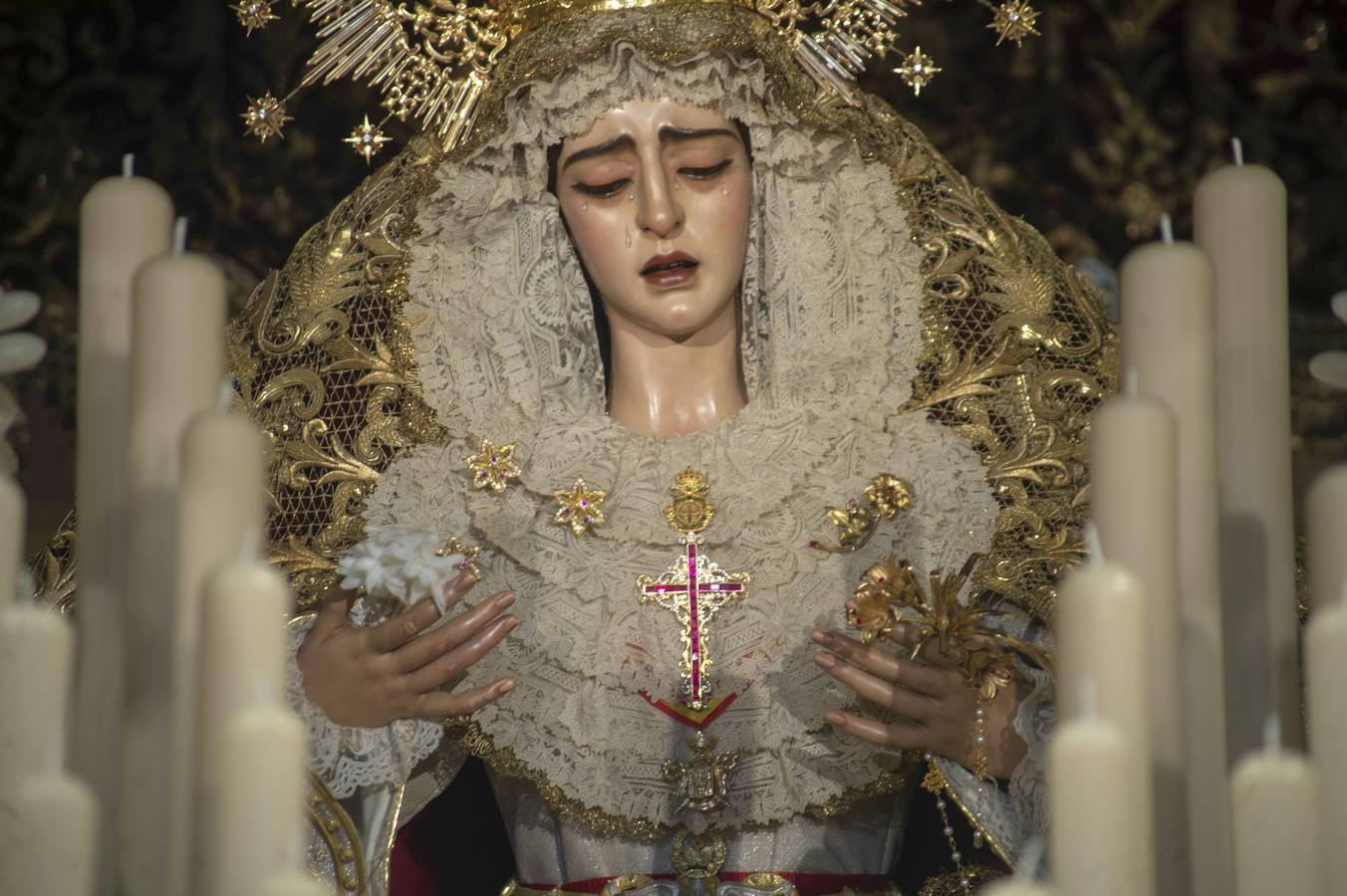 La Virgen de la Encarnación en su paso de palio