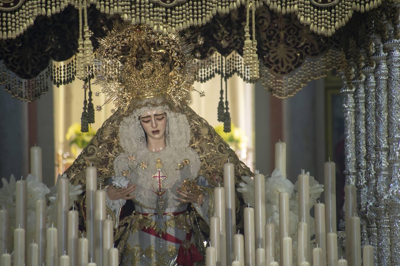 La Virgen de la Encarnación en su paso de palio