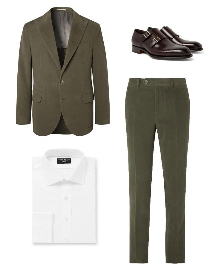Look de Nochebuena con traje verde. ¿No quieres arriesgar demasiado y prefieres optar por algo de lo que sueles lucir habitualmente? Este traje de Brunello Cuccinelli (Precio: 2990 € la americana y 960 el pantalón) es buena elección si renuncias a la formal corbata que sueles llevar a la oficina y simplemente te pones una camisa blanca como esta de Emma Willis (Precio: 270 €) y unos zapato de hebilla del estilo de los de Santoni (Precio: 780 €).