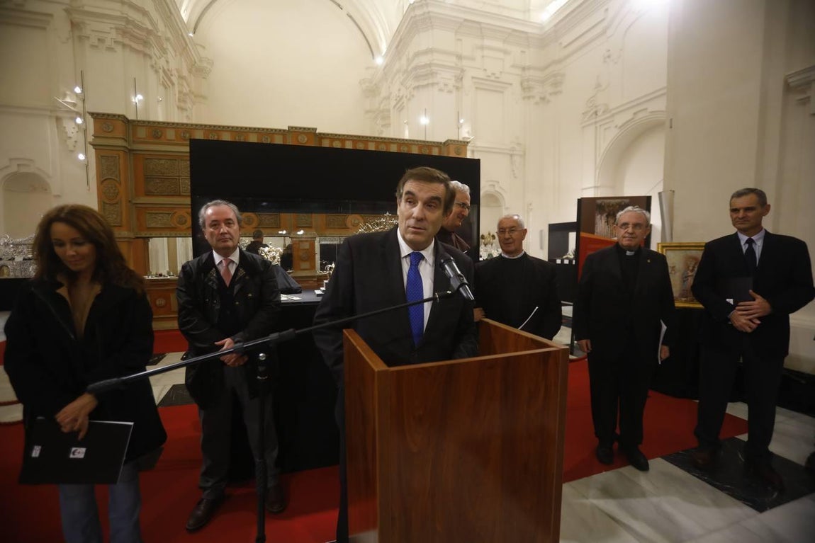 La exposición del ajuar de las Vírgenes de gloria de Córdoba, en imágenes