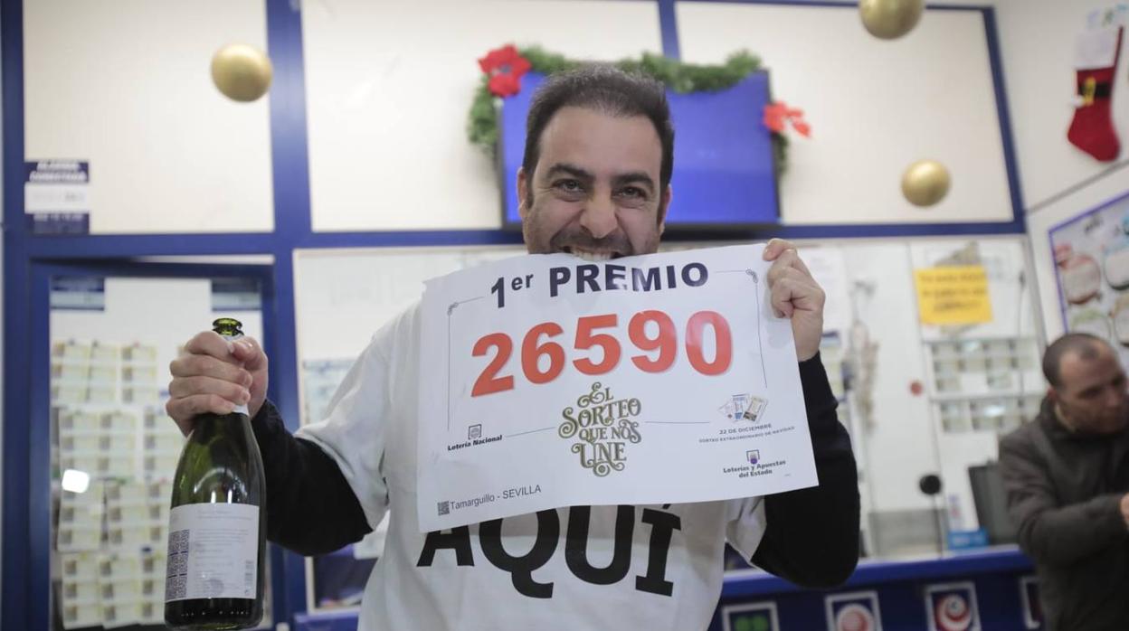La Lotería de Navidad 2019 reparte millones y alegría en Sevilla