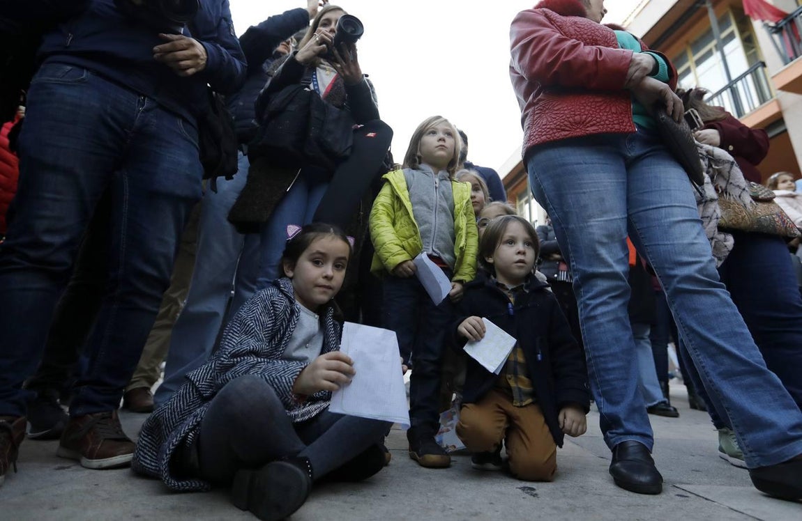 El desfile de la Cartera Real por la calles de Córdoba, en imágenes
