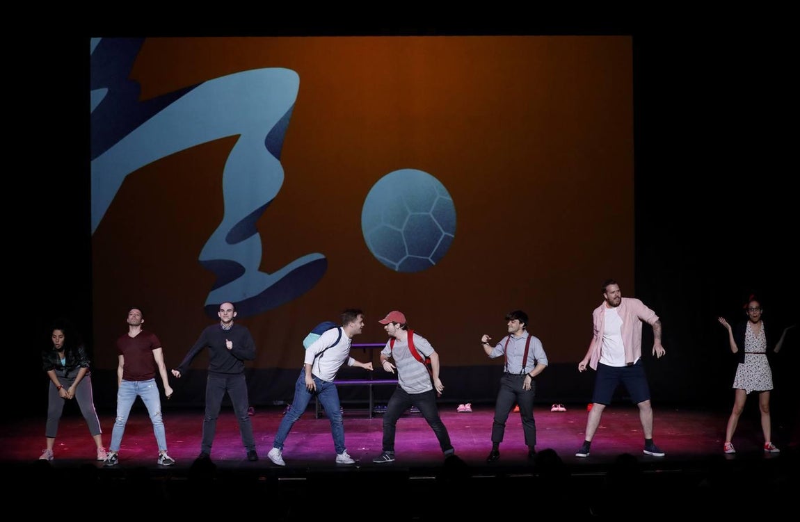 El paso de «Los Futbolísimos» por el Gran Teatro de Córdoba, en imágenes