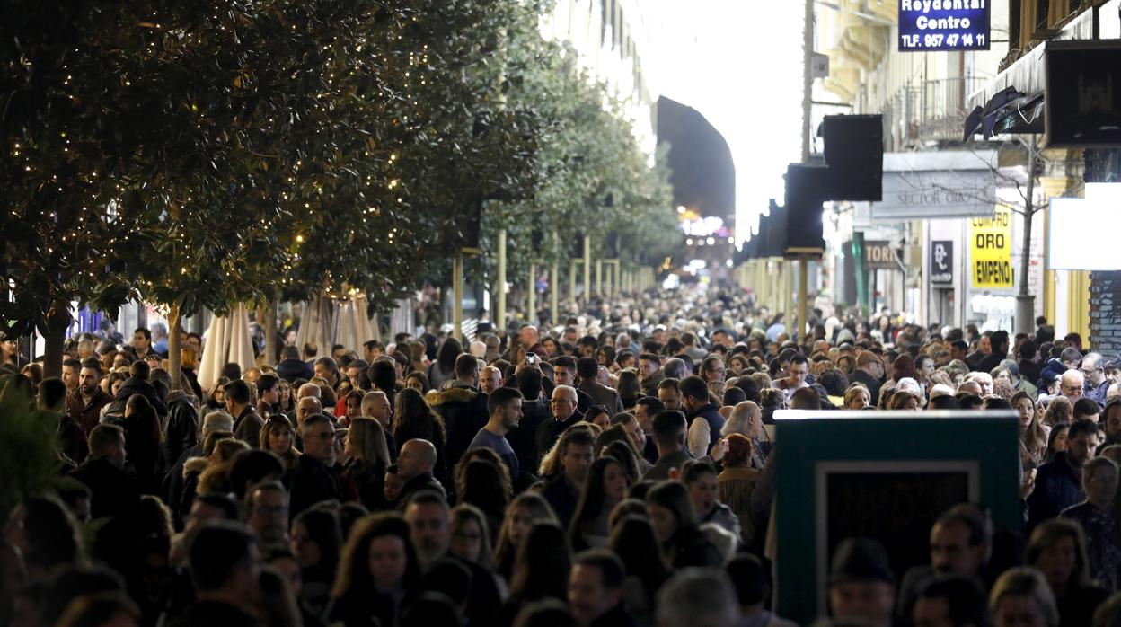 En imágenes, el ambiente de Navidad en el Centro de Córdoba