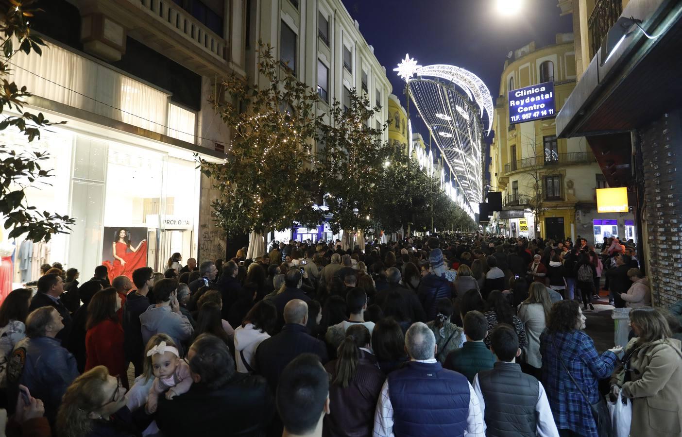 En imágenes, el ambiente de Navidad en el Centro de Córdoba