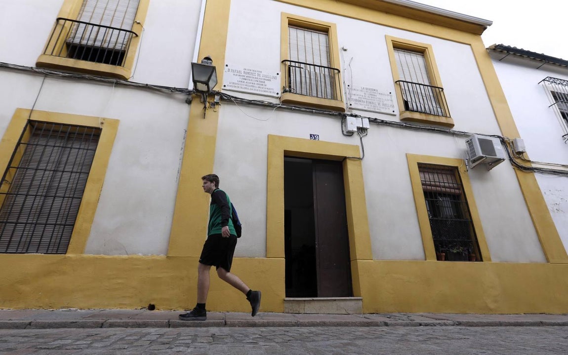 La calle Muñices de Córdoba, en imágenes