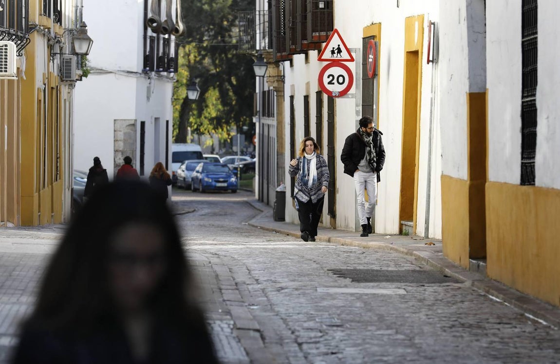 La calle Muñices de Córdoba, en imágenes