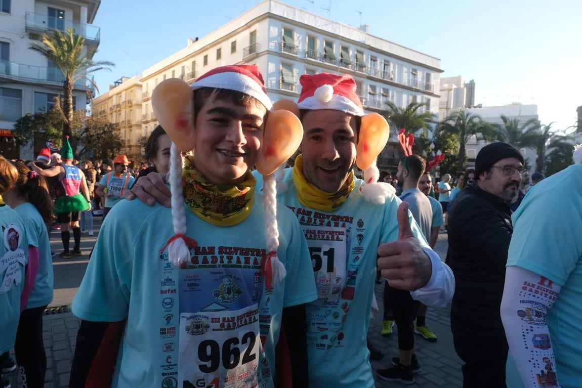 FOTOS: Búscate en la III San Silvestre de Cádiz 2019