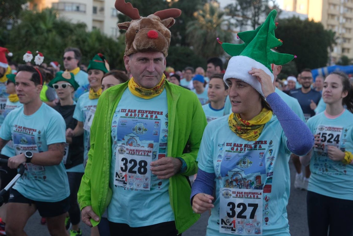 FOTOS: Búscate en la III San Silvestre de Cádiz 2019