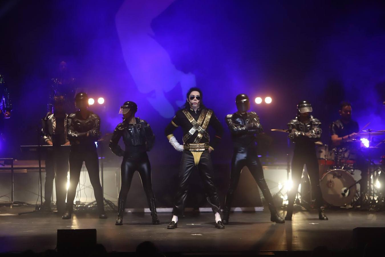 El tributo a Michael Jackson en el Gran Teatro de Córdoba, en imágenes