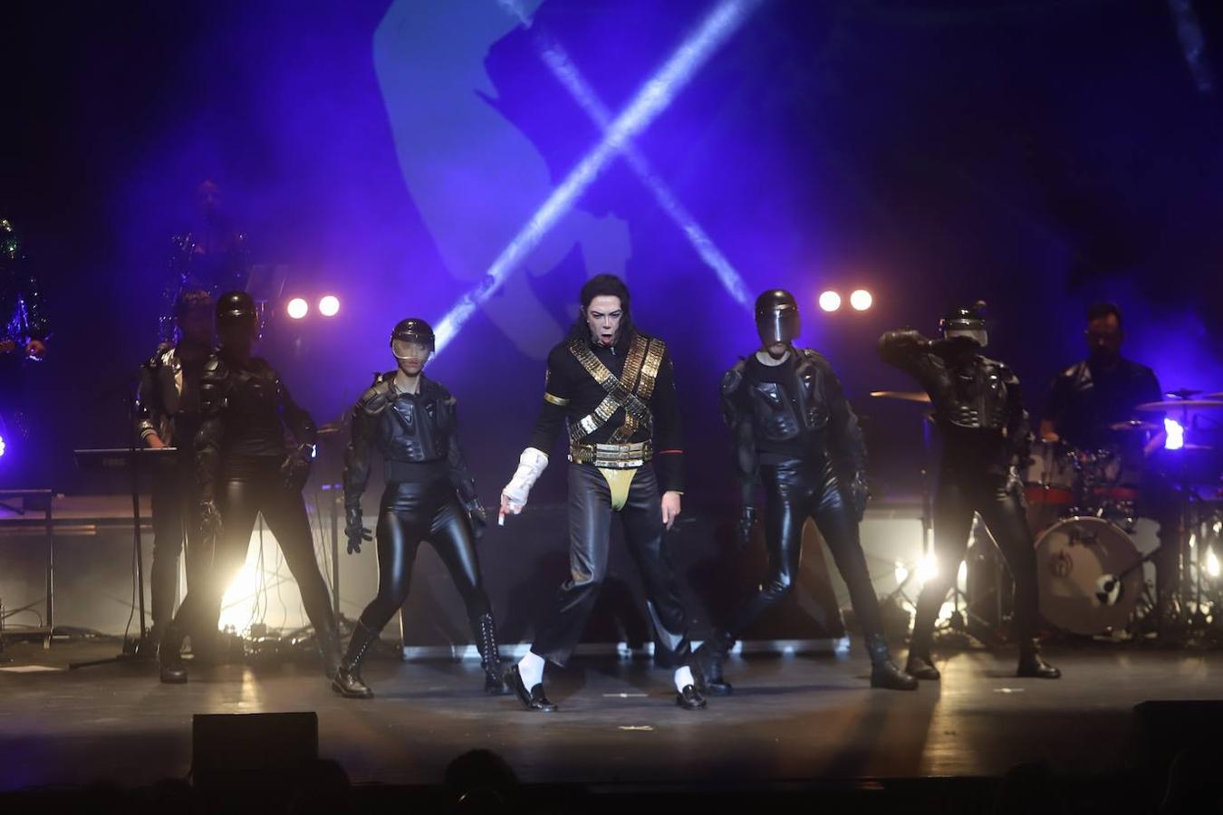 El tributo a Michael Jackson en el Gran Teatro de Córdoba, en imágenes