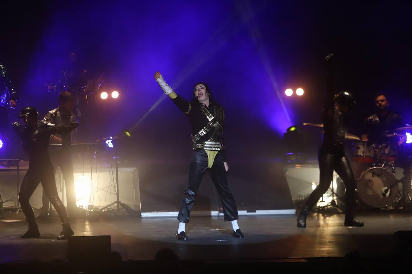 El tributo a Michael Jackson en el Gran Teatro de Córdoba, en imágenes