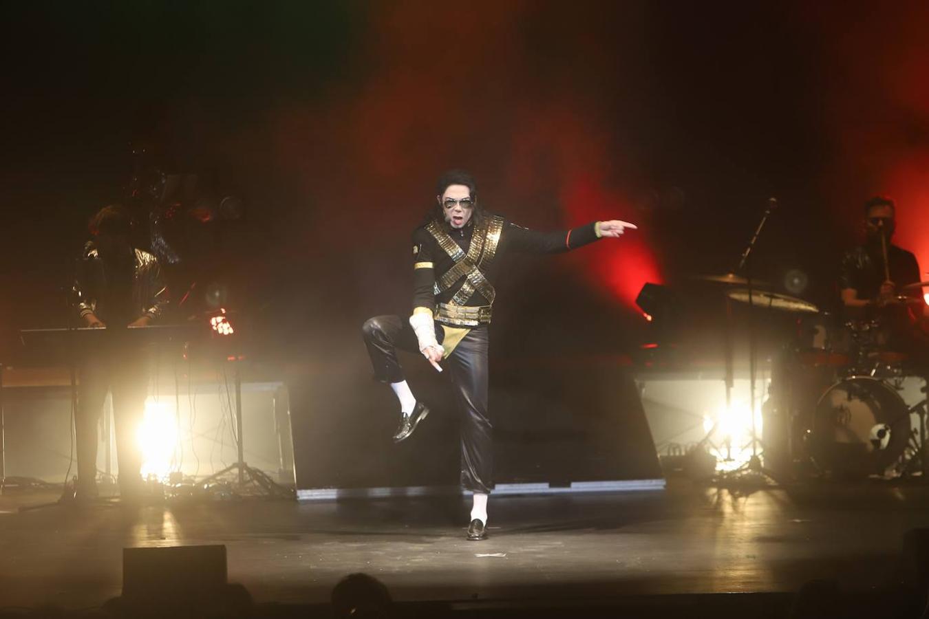 El tributo a Michael Jackson en el Gran Teatro de Córdoba, en imágenes