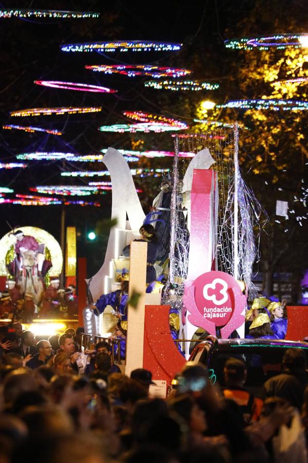 Las mejores imágenes de la Cabalgata de los Reyes Magos en Córdoba