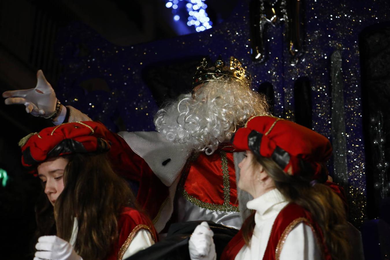 La Cabalgata de los Reyes en Ciudad Jardín de Córdoba, en imágenes