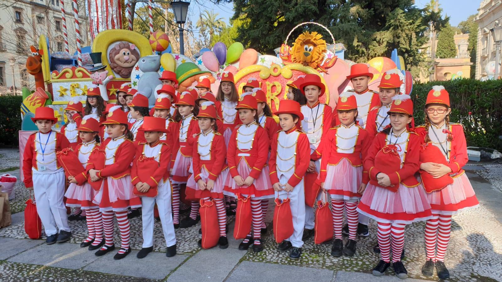 En imágenes, todos los preparativos de la Cabalgata de Reyes Magos de Sevilla en el rectorado