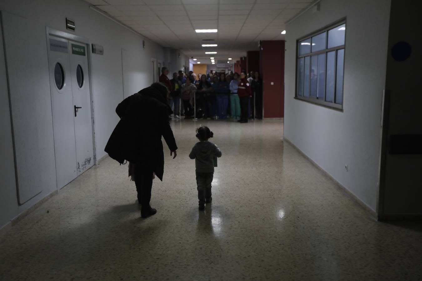 Los Reyes Magos visitan el Hospital Puerta del Mar