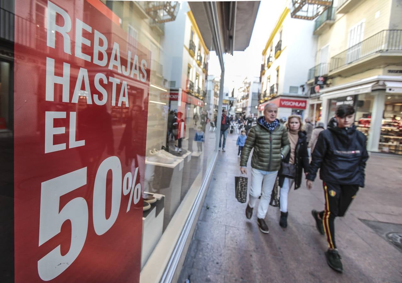 Empiezan las rebajas en Sevilla