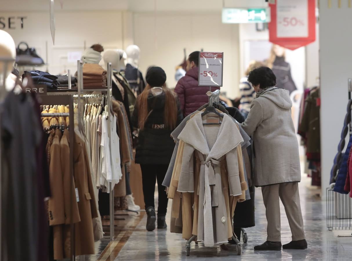 Empiezan las rebajas en Sevilla