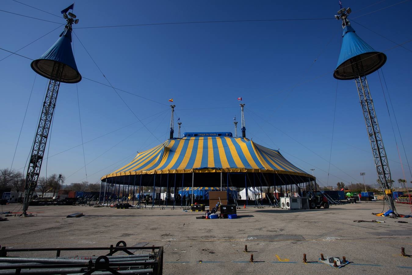 El Circo del Sol levanta su carpa en Sevilla