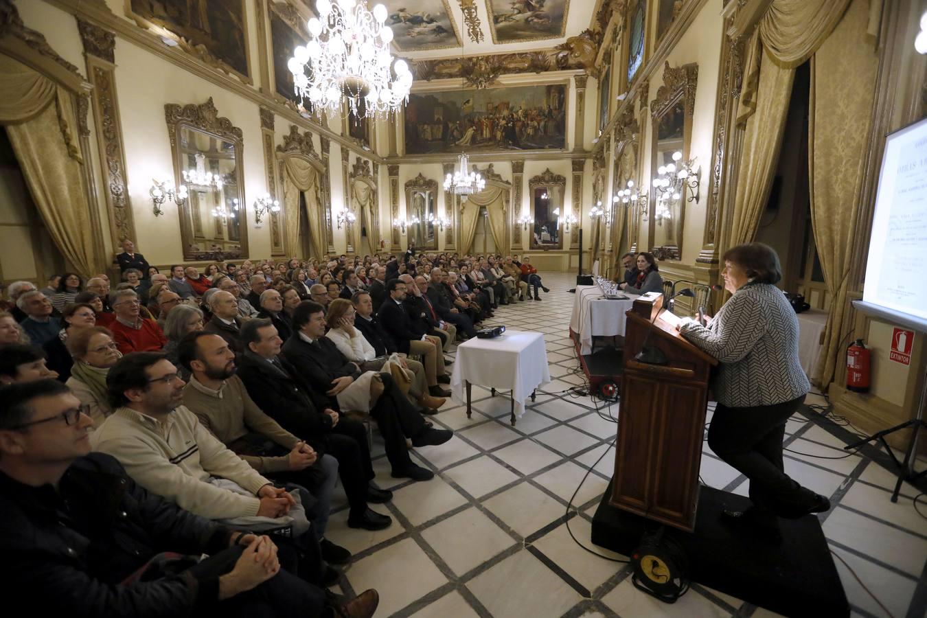 La conferencia de María Jesús Viguera en El Templo de Córdoba, en imágenes