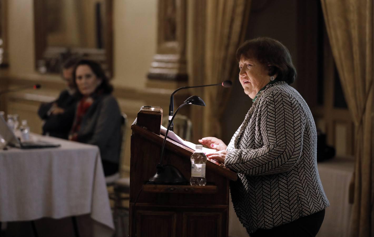 La conferencia de María Jesús Viguera en El Templo de Córdoba, en imágenes