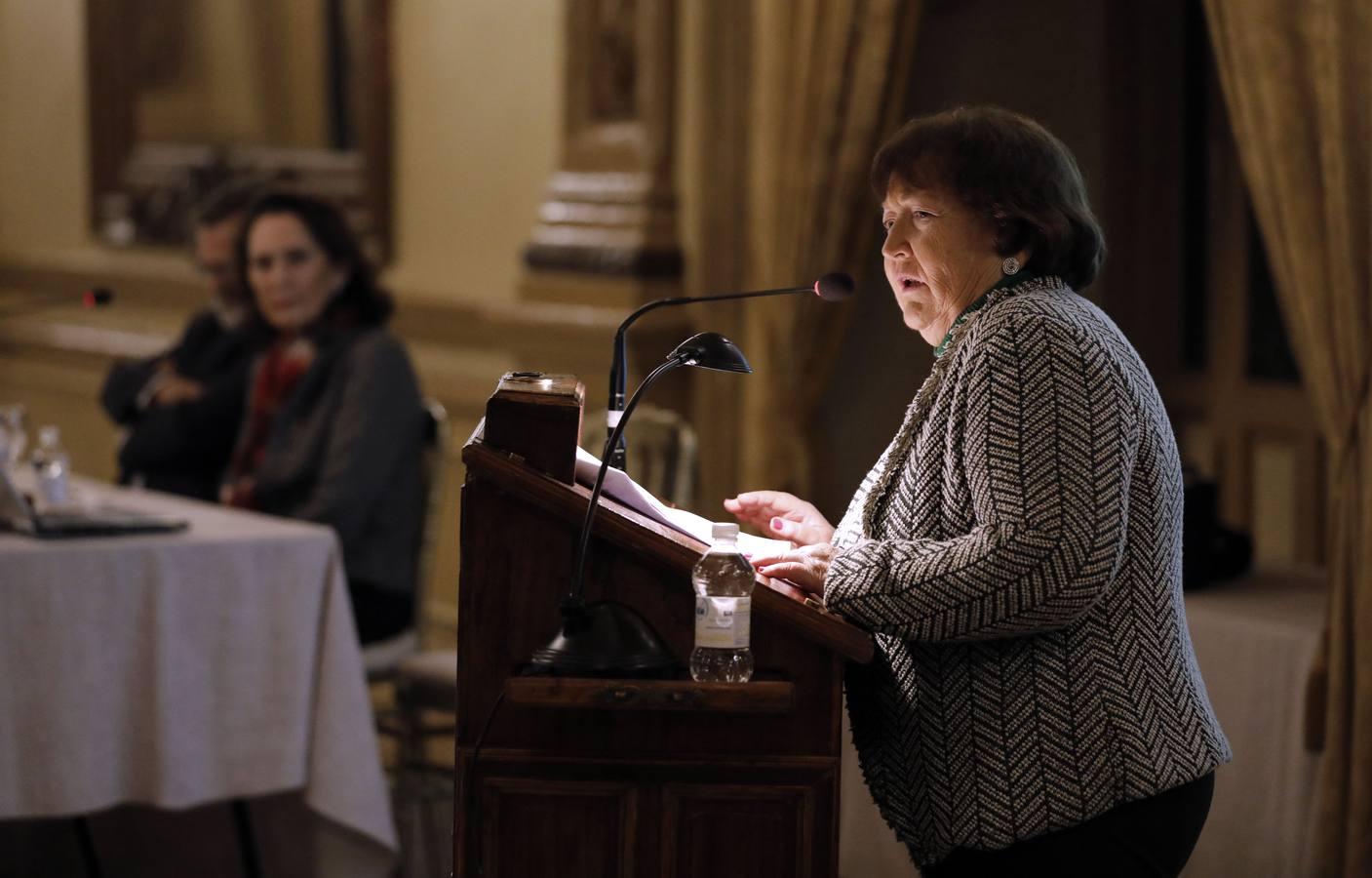 La conferencia de María Jesús Viguera en El Templo de Córdoba, en imágenes