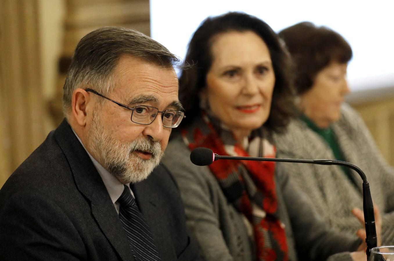 La conferencia de María Jesús Viguera en El Templo de Córdoba, en imágenes