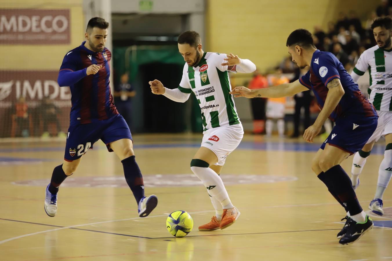 El partido de fútbol sala Córdoba Patrimonio-Levante, en imágenes