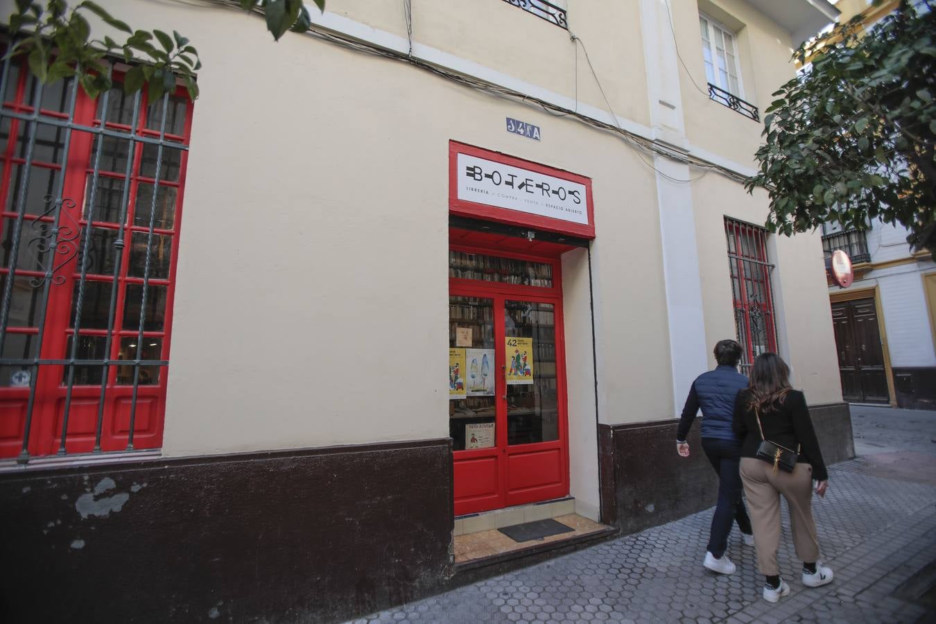 Las librerías más singulares de Sevilla, en imágenes