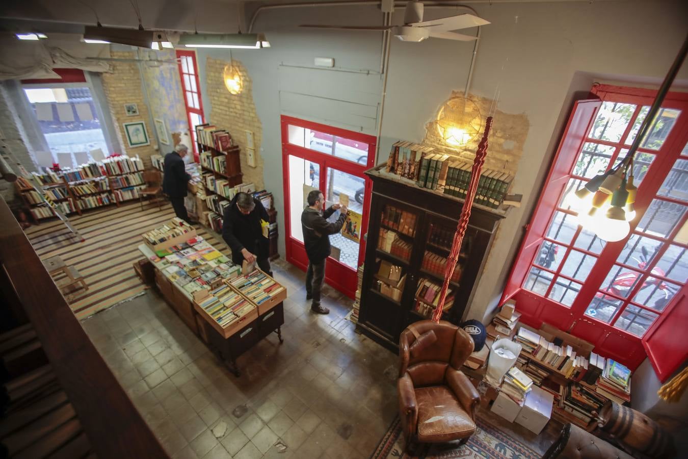 Las librerías más singulares de Sevilla, en imágenes