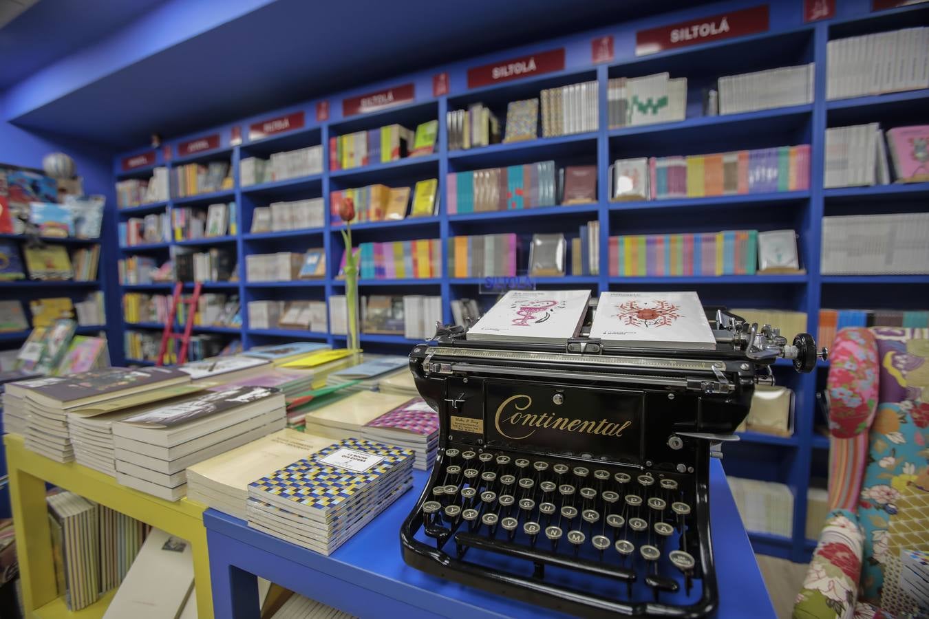 Las librerías más singulares de Sevilla, en imágenes