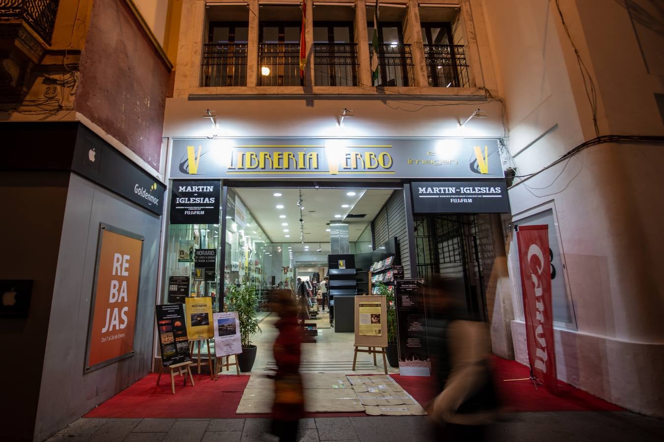 Las librerías más singulares de Sevilla, en imágenes