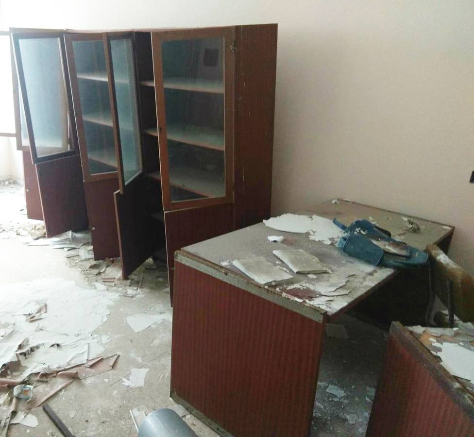 FOTOS: Lamentable estado de la antigua Escuela de Náutica de Cádiz, antaño un símbolo de la ciudad