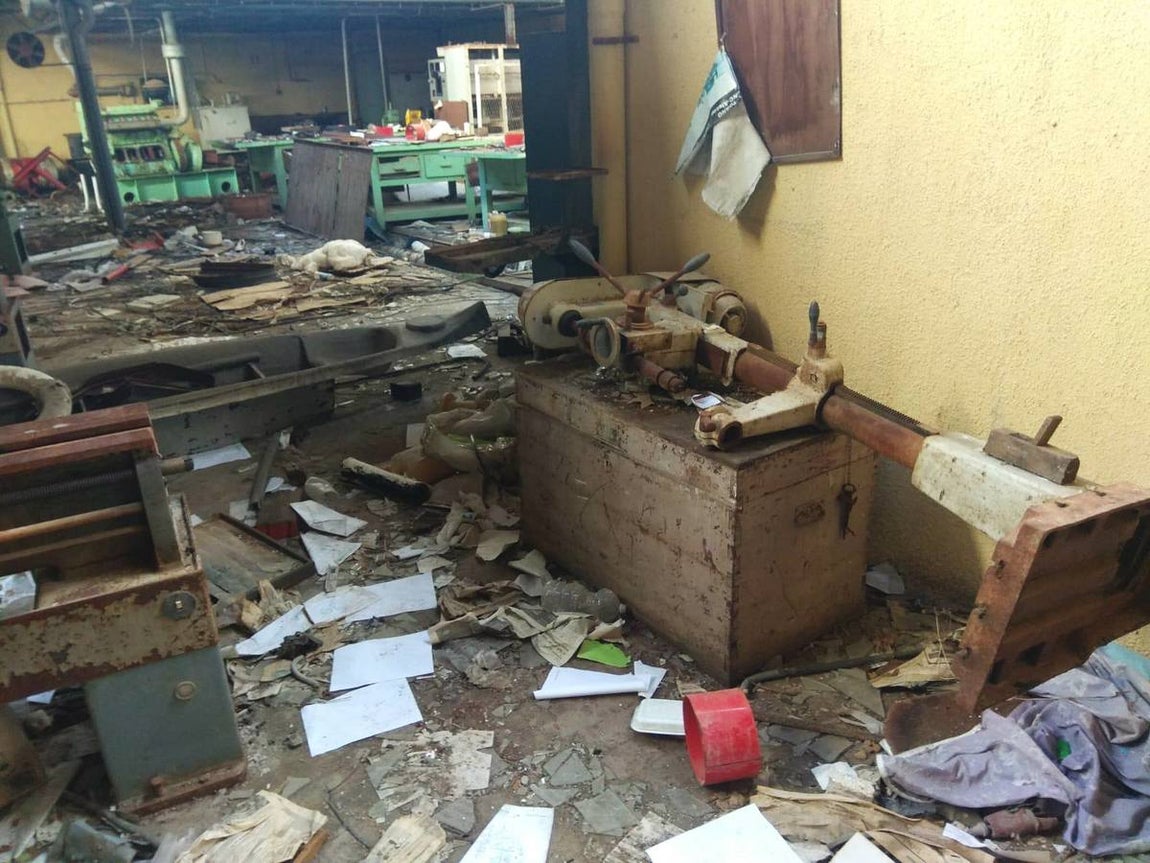 FOTOS: Lamentable estado de la antigua Escuela de Náutica de Cádiz, antaño un símbolo de la ciudad