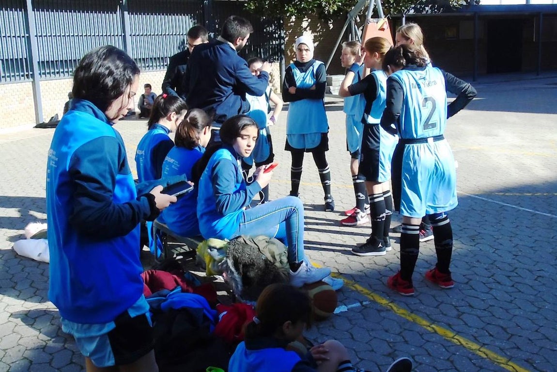 Las mejores imágenes de la sexta jornada de baloncesto de los Juegos Deportivos de ECM
