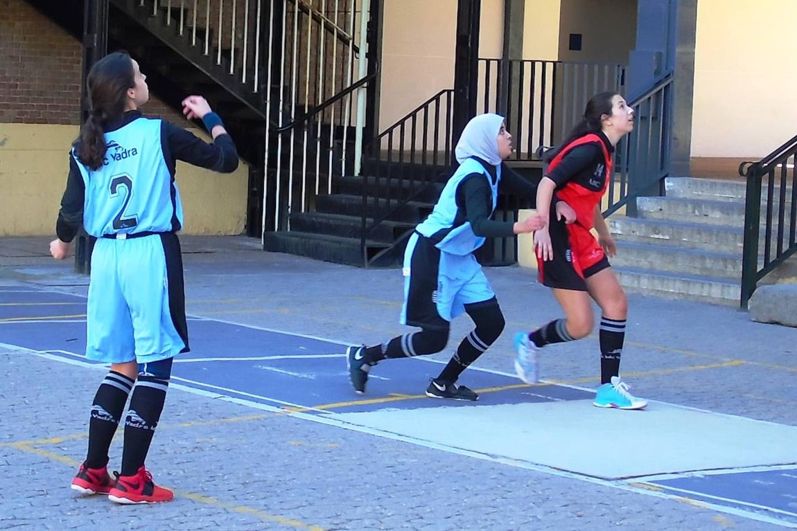 Las mejores imágenes de la sexta jornada de baloncesto de los Juegos Deportivos de ECM