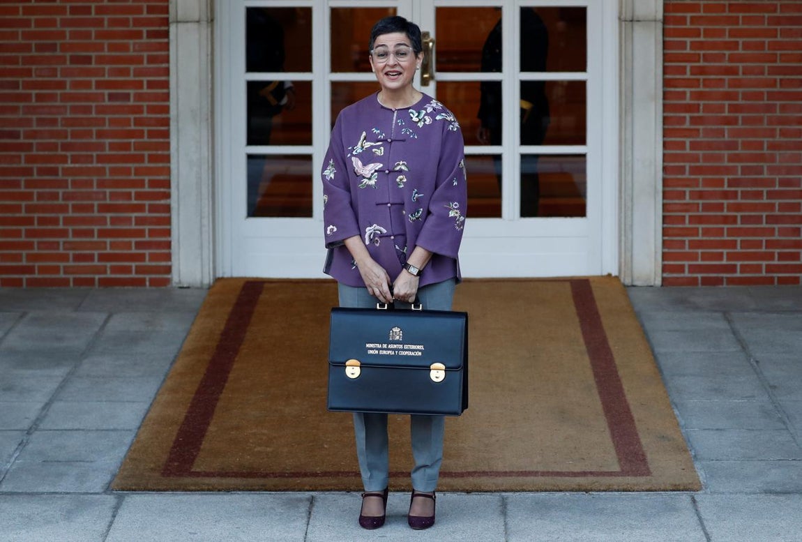 La ministra de Asuntos Exteriores, Unión Europea y Cooperación, Arancha González Laya a su llegada a la Moncloa. 