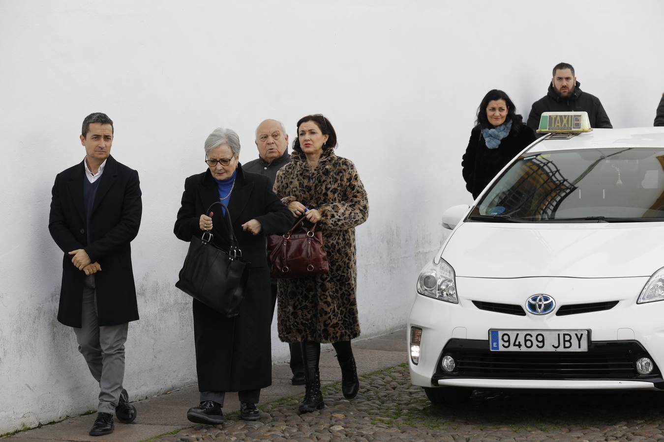 La Misa por el descanso de José Luis Navarro, en imágenes