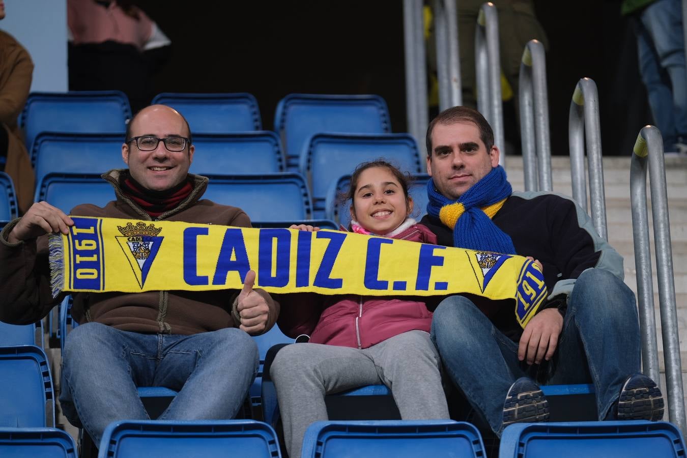 FOTOS: Búscate en Carranza en el partido Cádiz CF - Mirandés