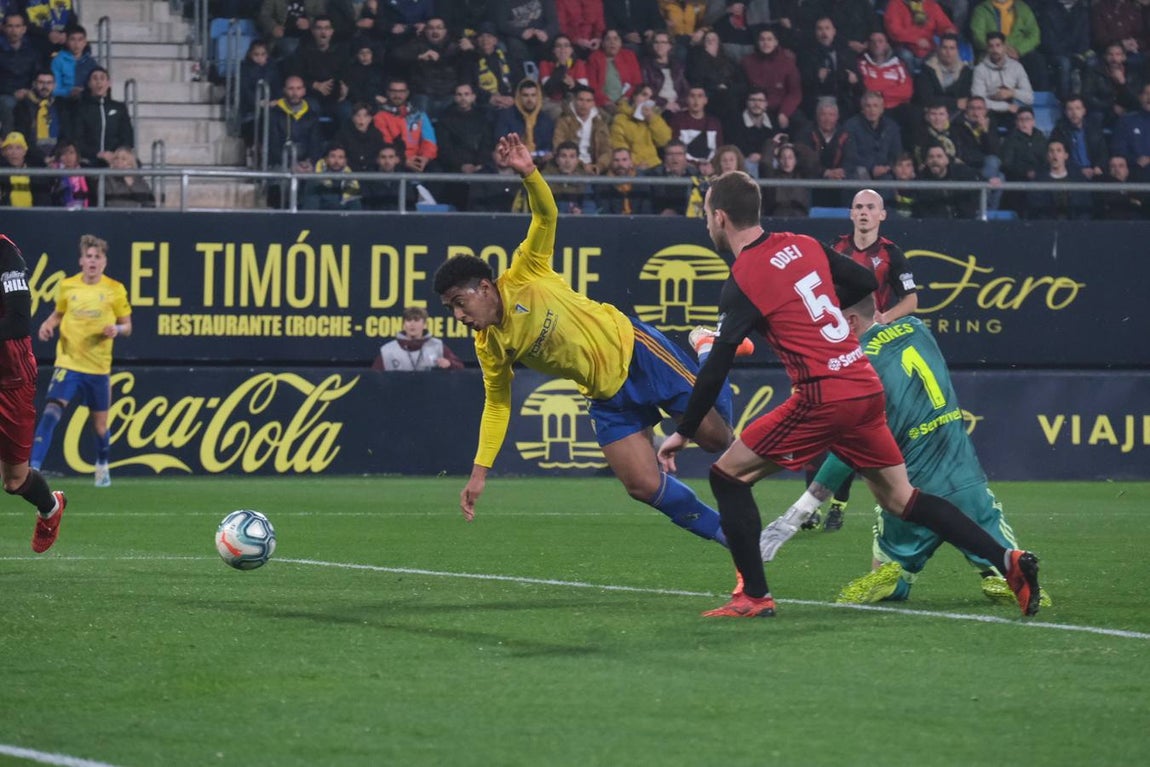 FOTOS: Cádiz CF - Mirandés en Carranza