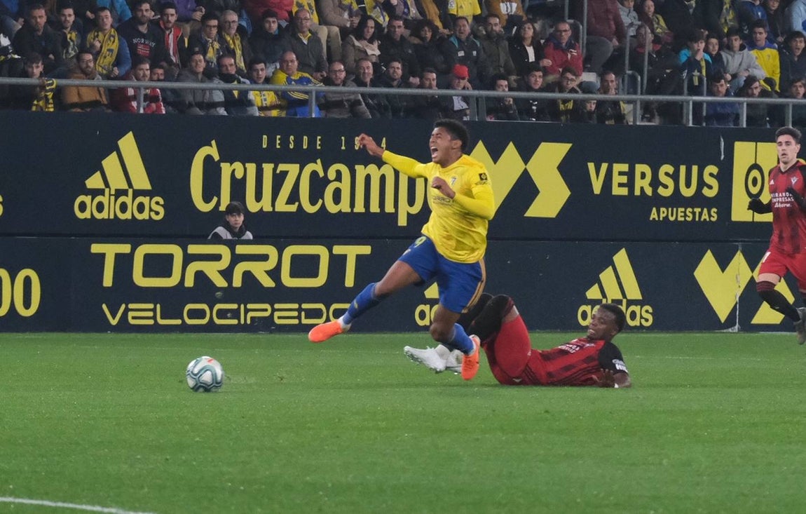 FOTOS: Cádiz CF - Mirandés en Carranza
