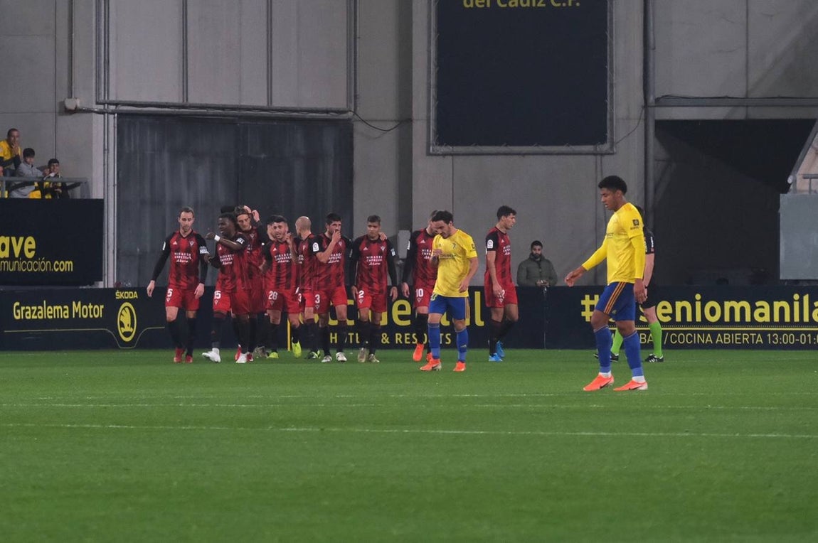 FOTOS: Cádiz CF - Mirandés en Carranza