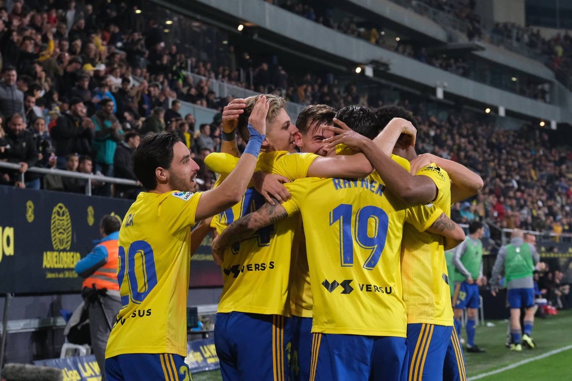 FOTOS: Cádiz CF - Mirandés en Carranza