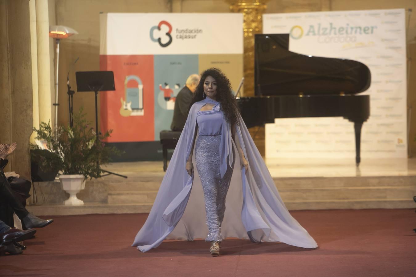 El desfile de Ana Torres en beneficio de Alzheimer Córdoba, en imágenes