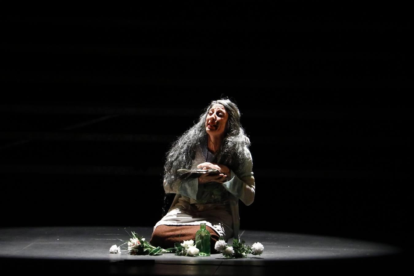 La versión del Vacie de «La casa de Bernarda Alba» en Córdoba, en imágenes