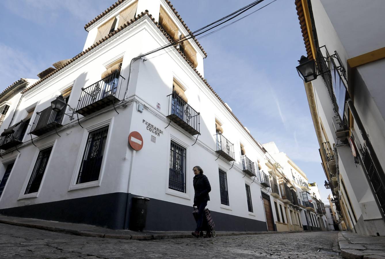 La calle Fernando Colón de Córdoba, en imágenes