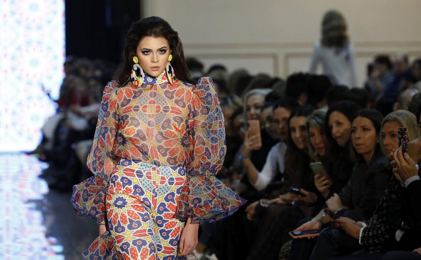 El desfile de trajes de flamenca de Andrew Pocrid, en imágenes