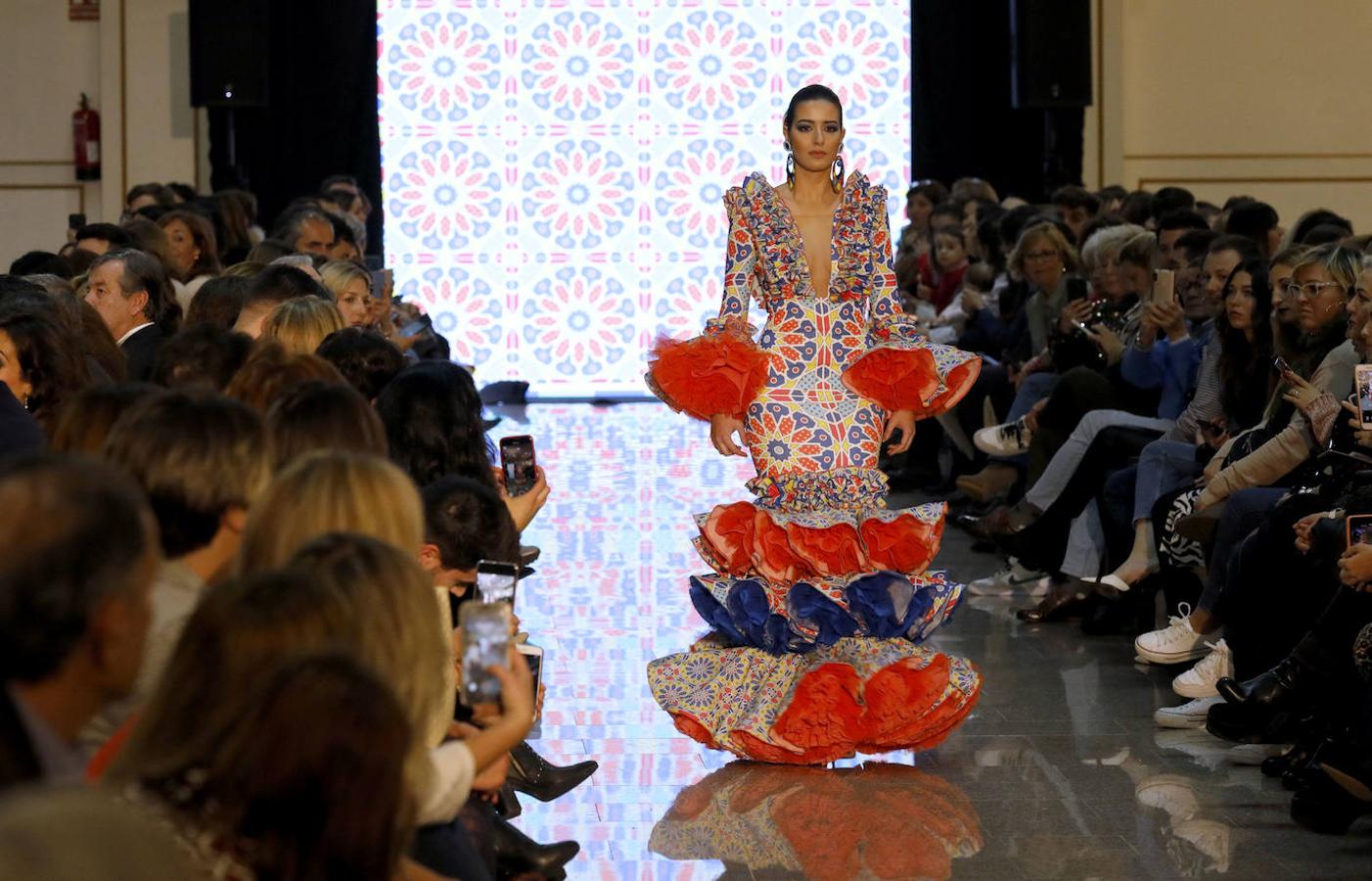 El desfile de trajes de flamenca de Andrew Pocrid, en imágenes